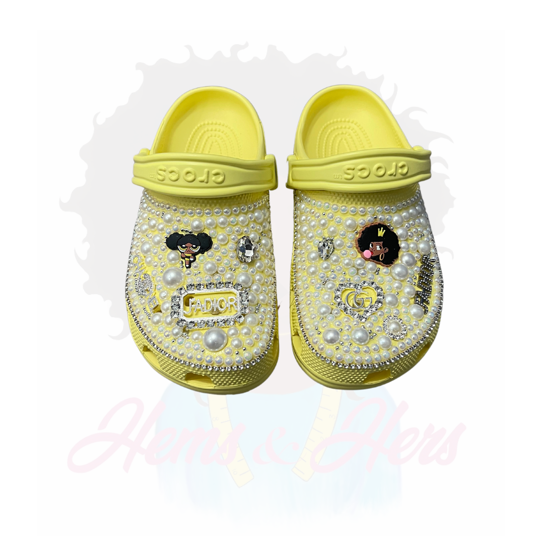 *PREORDER* WOMEN’S BLING CROCS