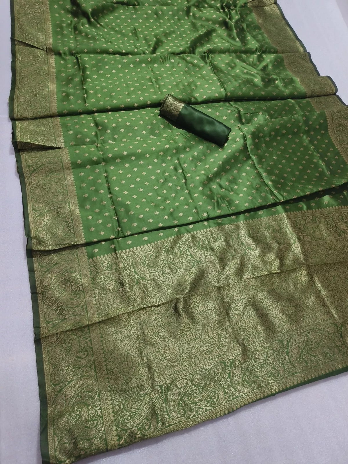 Banarasi Soft Silk Party Wear Saree With Blouse