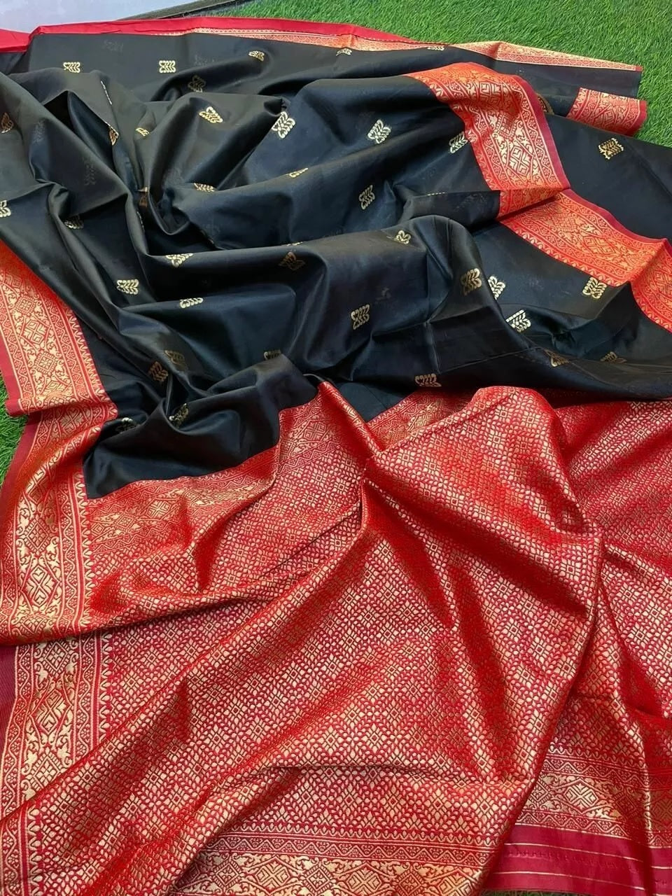 Banasri Soft Silk Indian Wedding Saree With Blouse